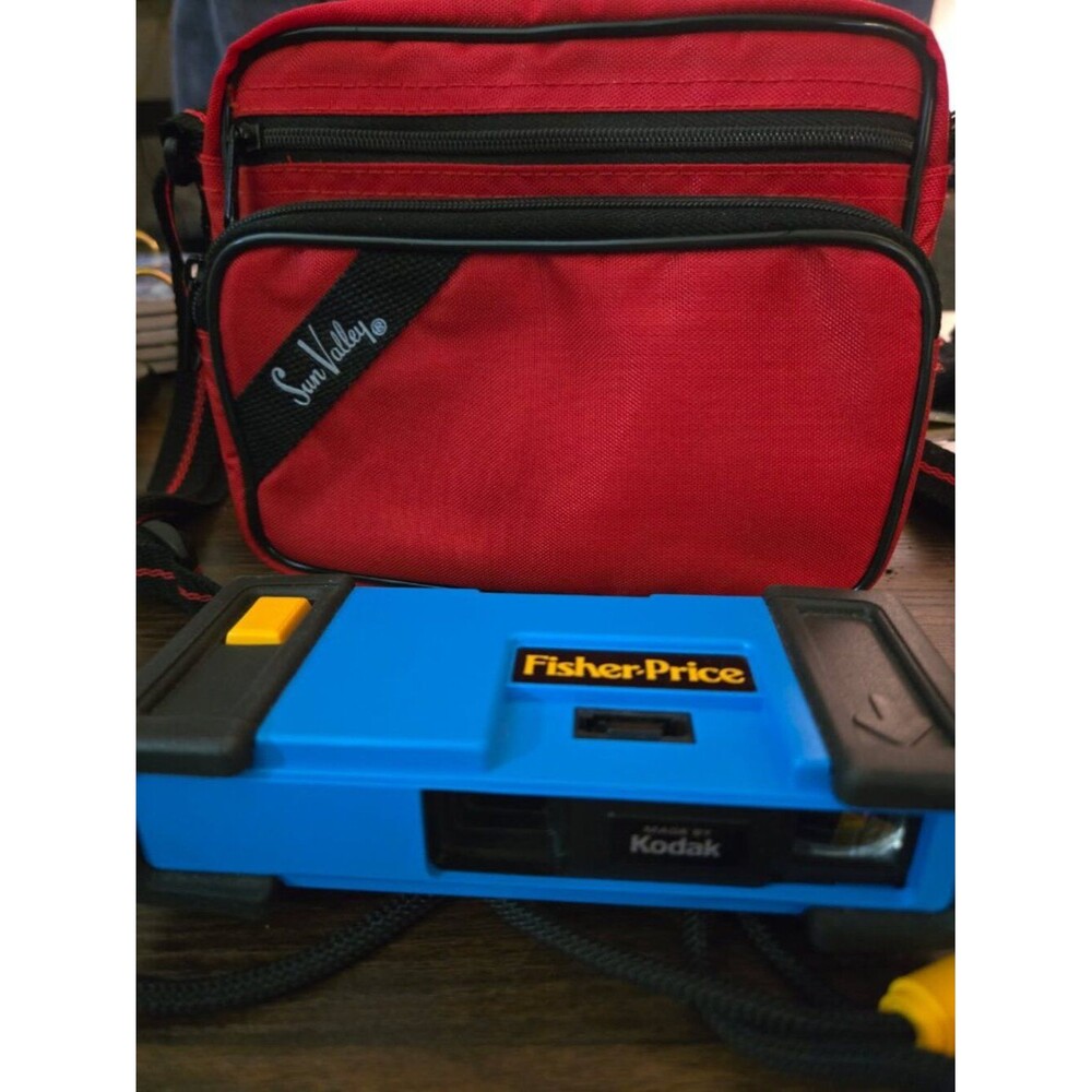 Vintage Blue Fisher Price Kodak 110 Film Camera Toy & Sun Valley Case Retro 80s